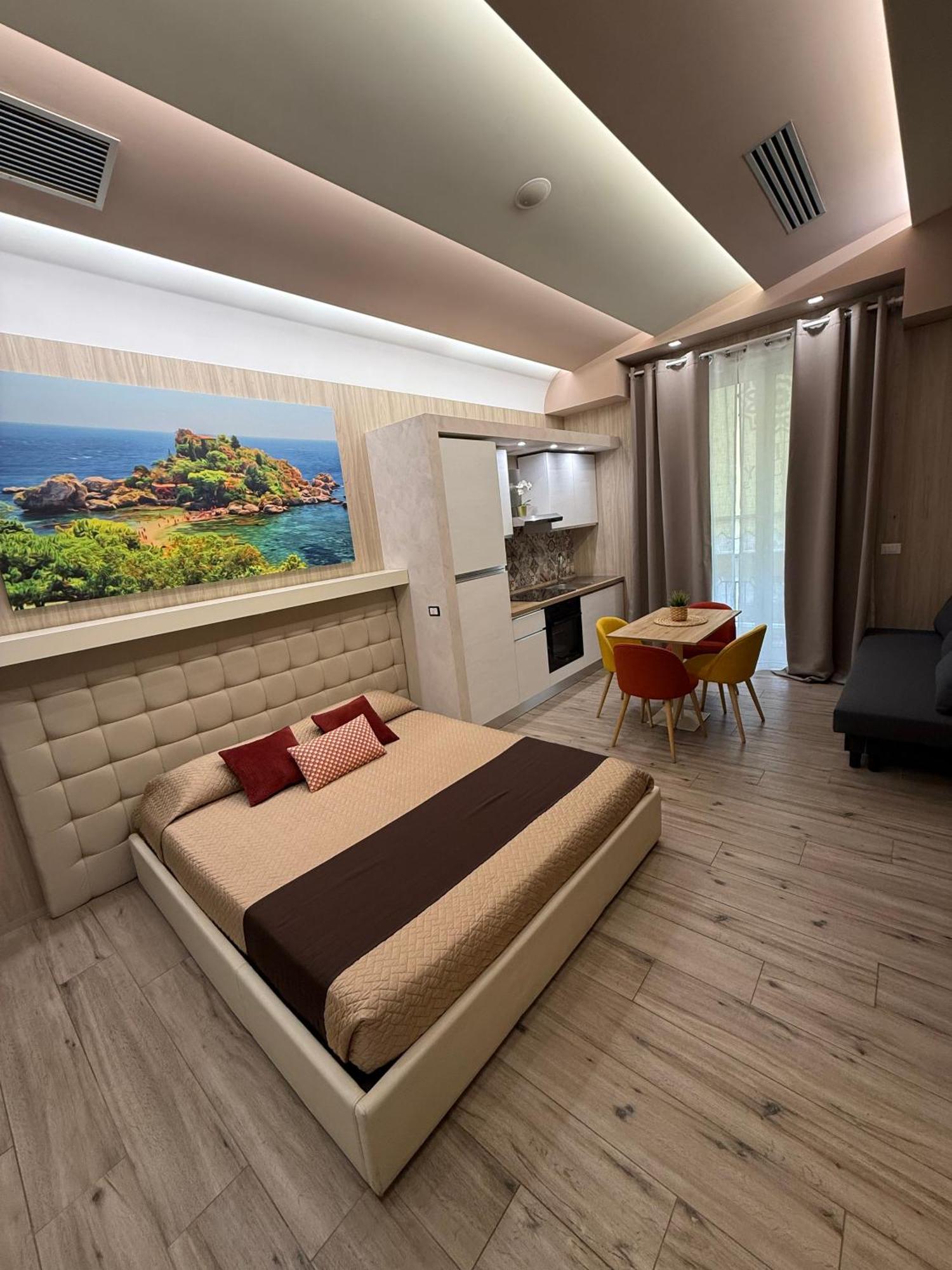 Th Luxury Rooms & Apartment Джардіні-Наксос Екстер'єр фото